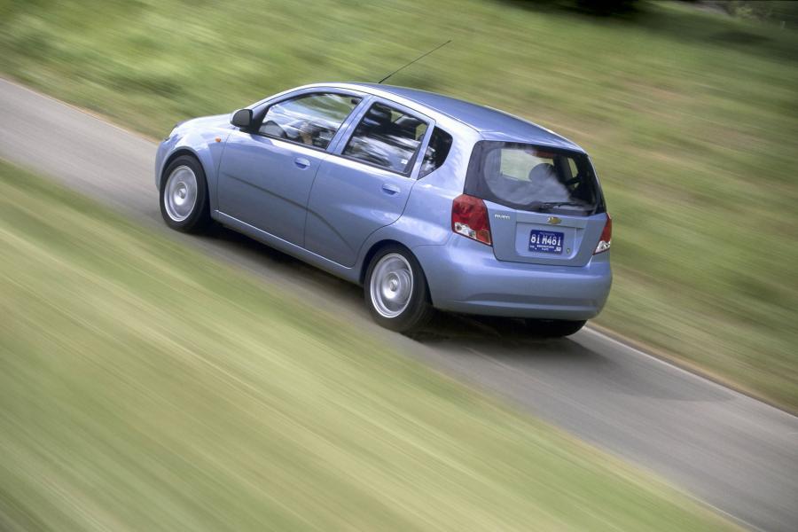  Chevrolet Aveo5 2005 года  (фото 7 из 16)